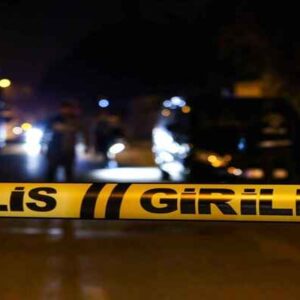 SURİYELİ 2 GURUP ARASINDA ÇIKAN KAVGADA 4 KİŞİ YARALANDI!