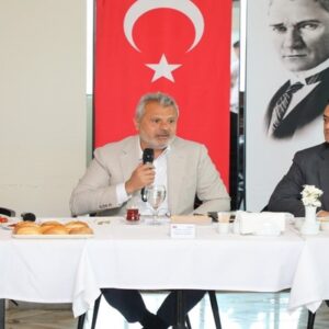 BAŞKAN ÖNTÜRK KENT KONSEYİ ÜYELERİYLE BİR ARAYA GELDİ!