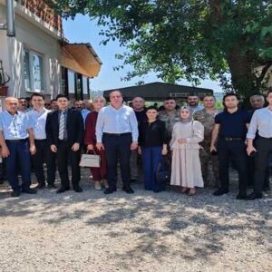 KIZLARÇAYI MAHALLE MUHTARI FATİH ATASEVER EVİNDE İKRAMDA BULUNDU!