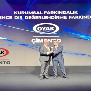OYAK ÇİMENTO’NUN KURUMSAL YÖNETİM BAŞARISI TİDE ÖDÜLÜ İLE TESCİLLENDİ!
